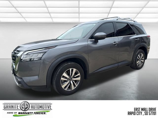 Used 2023 Nissan Pathfinder SL