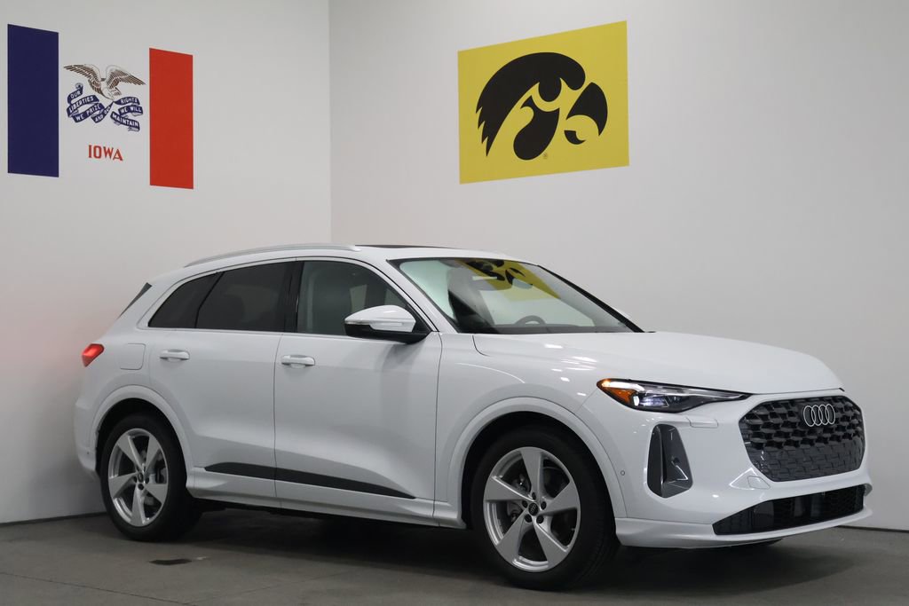 Used 2025 Audi Q5 Prestige image 1