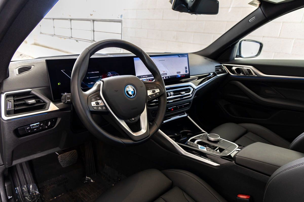 Certified 2024 BMW i4 xDrive40i image 15
