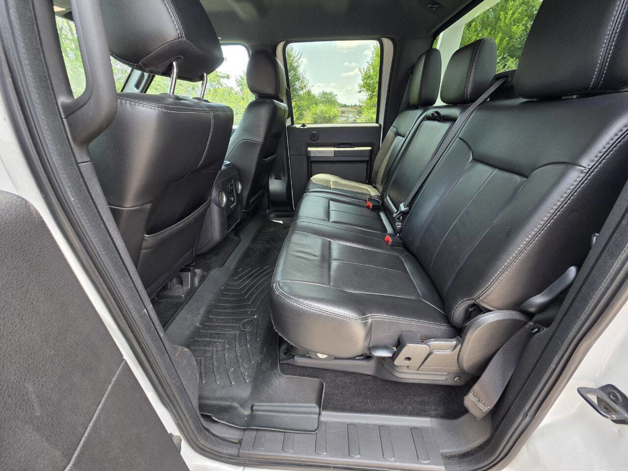 Used 2012 Ford F350 Lariat w/ Lariat Interior Pkg image 11