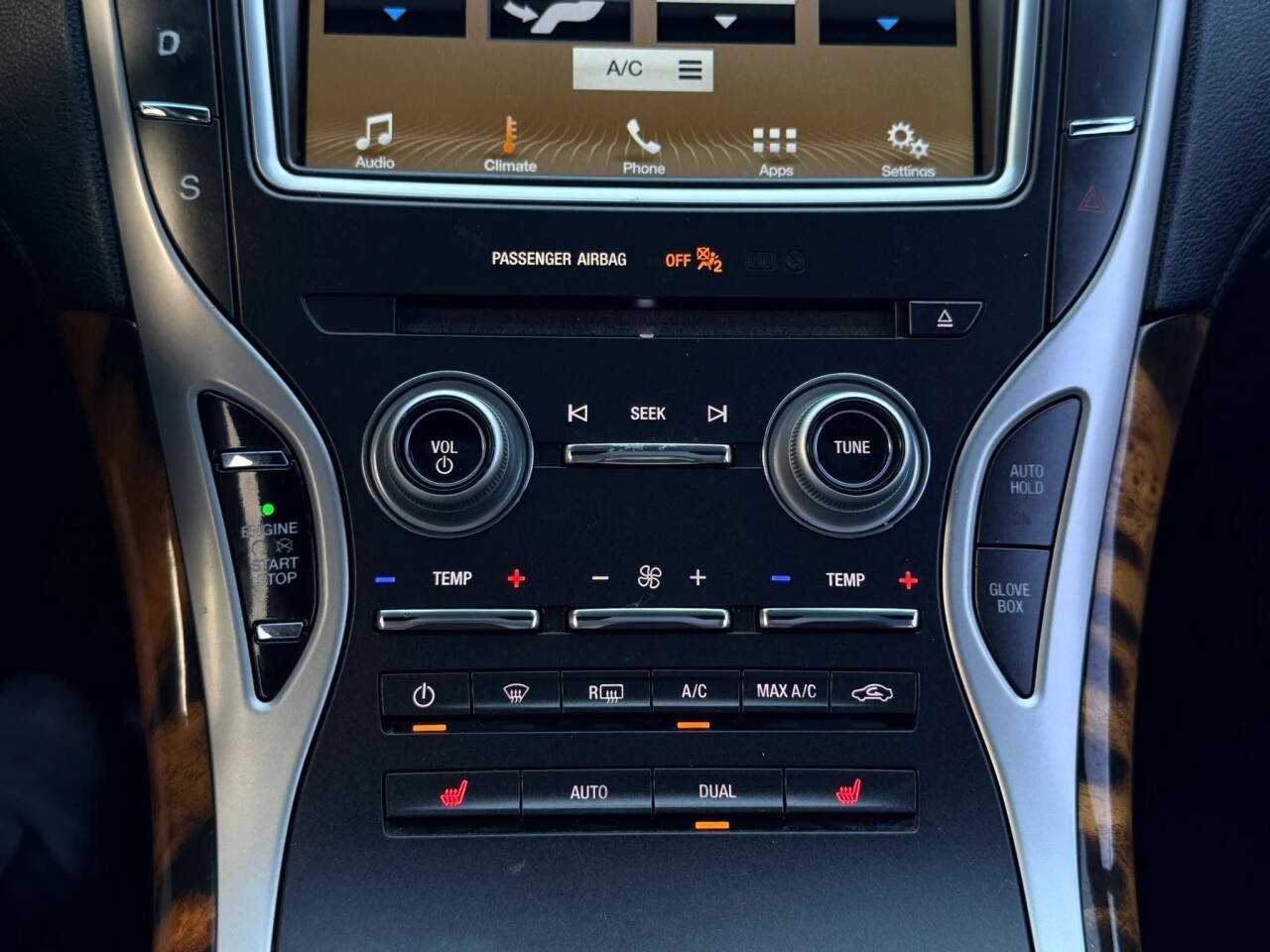 Used 2017 Lincoln MKX Select AWD/4WD image 25