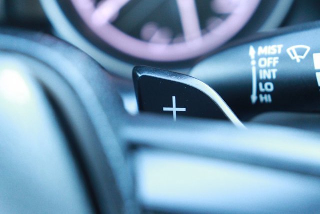 Used 2023 Toyota Camry SE image 21