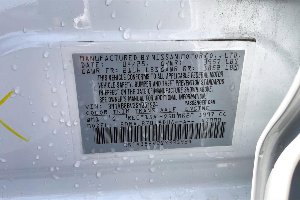 Used 2025 Nissan Sentra S FWD image 6