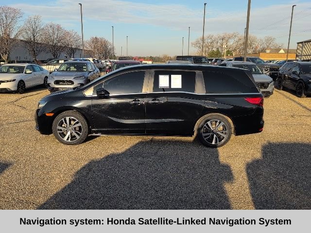 Used 2023 Honda Odyssey Touring image 3