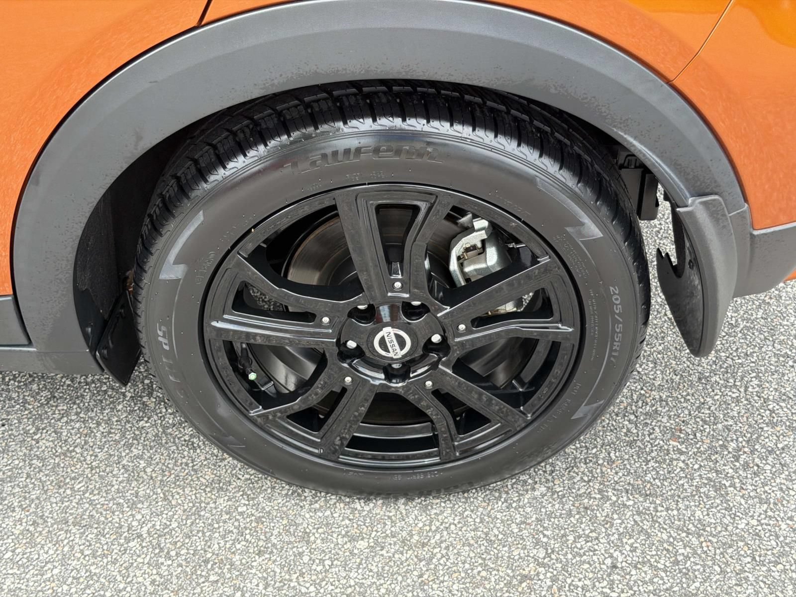 Used 2021 Nissan Kicks SR w/ SR Premium Package FWD image 19