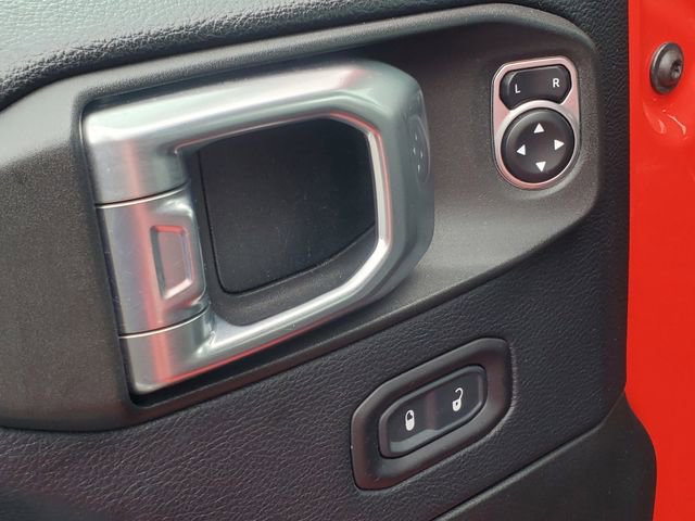 Used 2018 Jeep Wrangler Unlimited Rubicon w/ Dual Top Group image 11