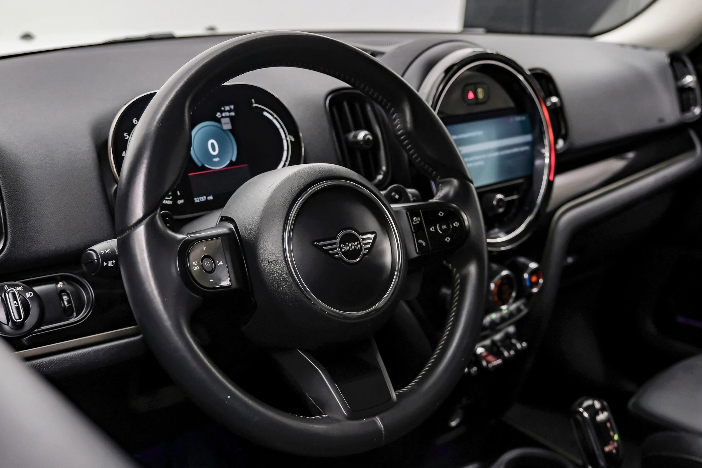Used 2023 MINI Cooper Countryman S FWD image 18