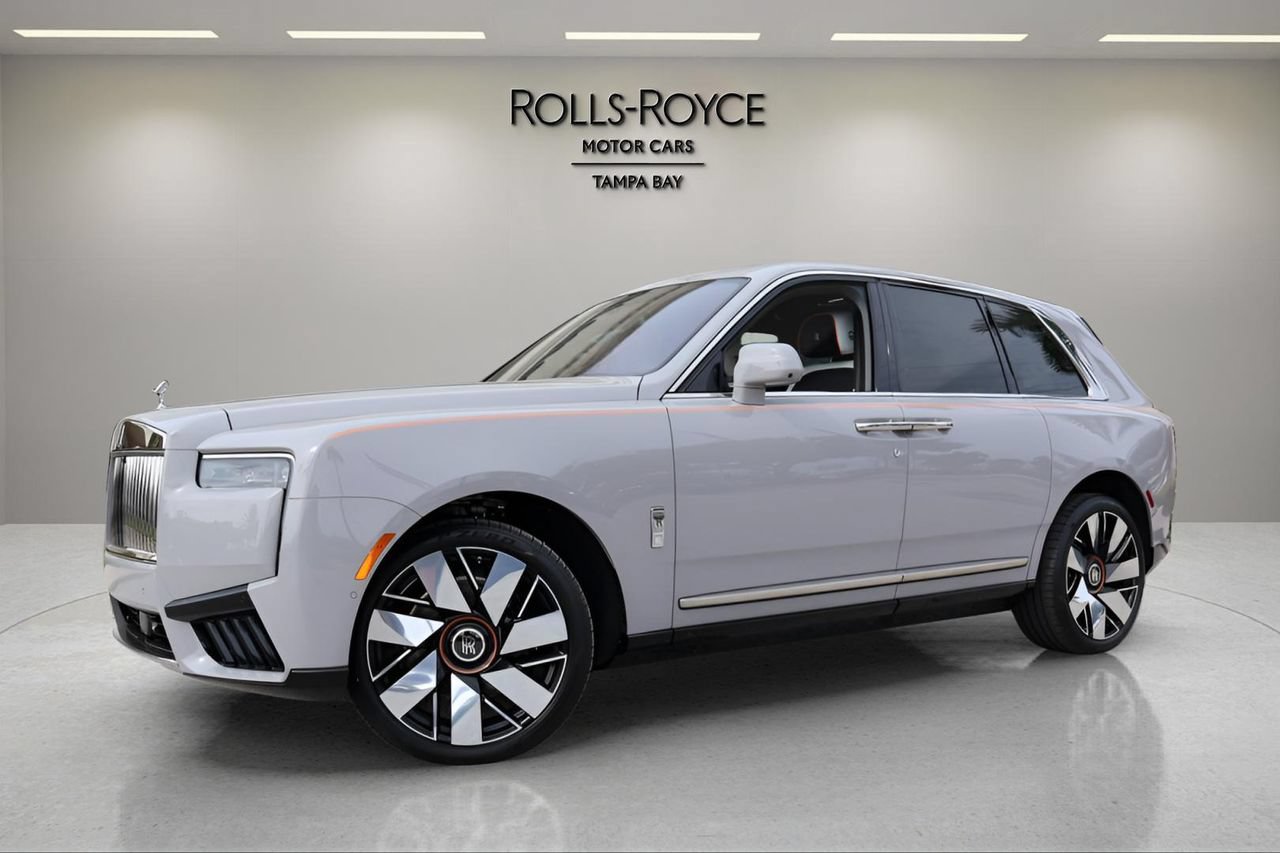 New 2026 Rolls-Royce Cullinan AWD/4WD image 1
