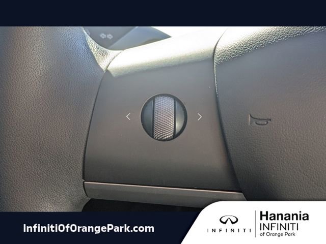 Used 2023 Tesla Model Y Performance image 25