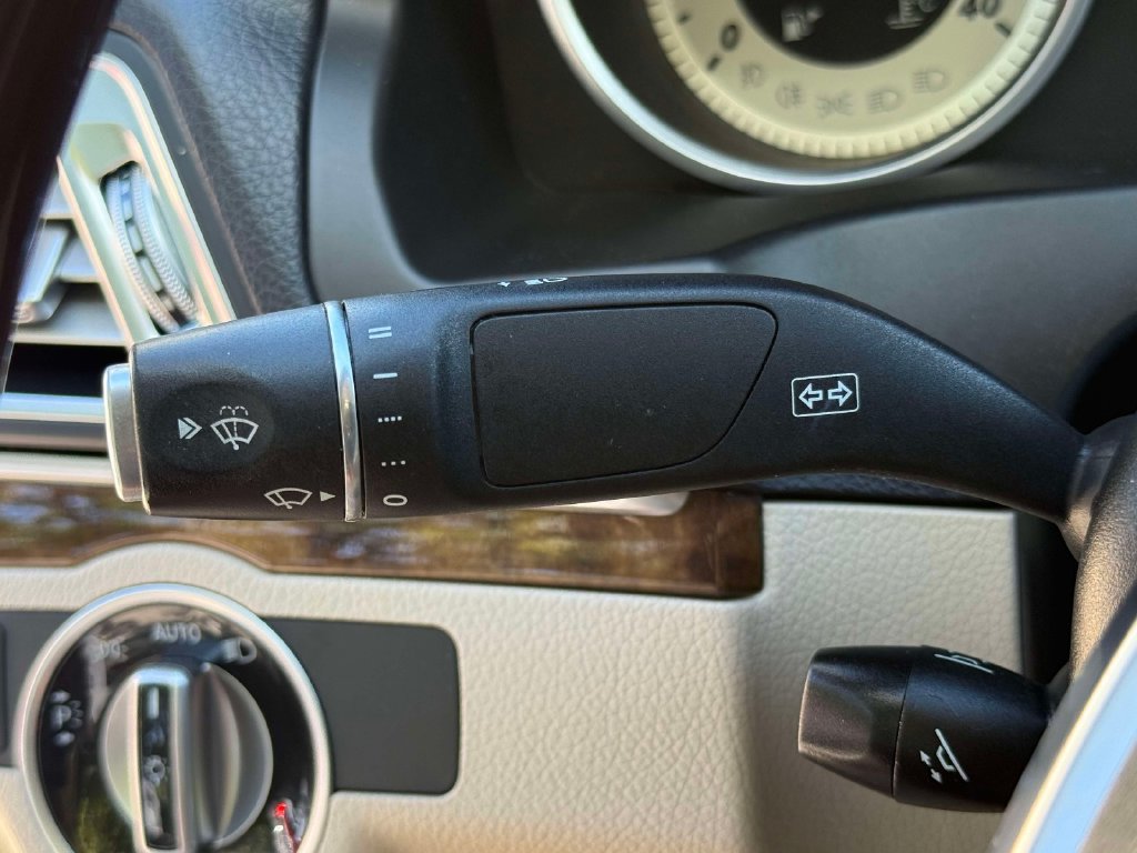 Used 2016 Mercedes-Benz E 400 4MATIC Coupe image 27