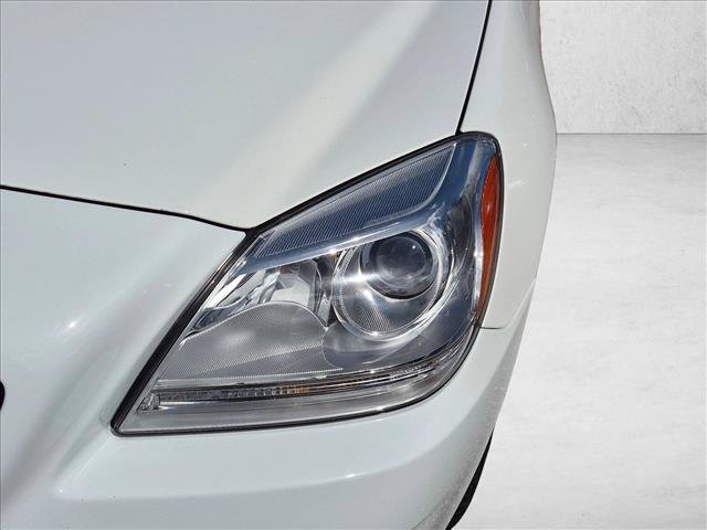 Used 2015 Mercedes-Benz SLK 250 image 9