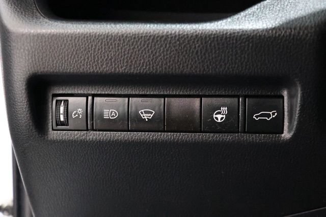 Used 2022 Toyota RAV4 SE w/ Convenience Package AWD/4WD image 21