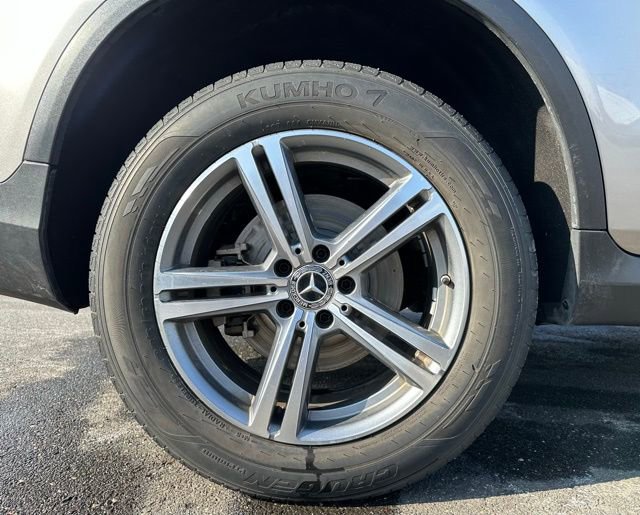 Used 2021 Mercedes-Benz GLC 300 4MATIC image 10