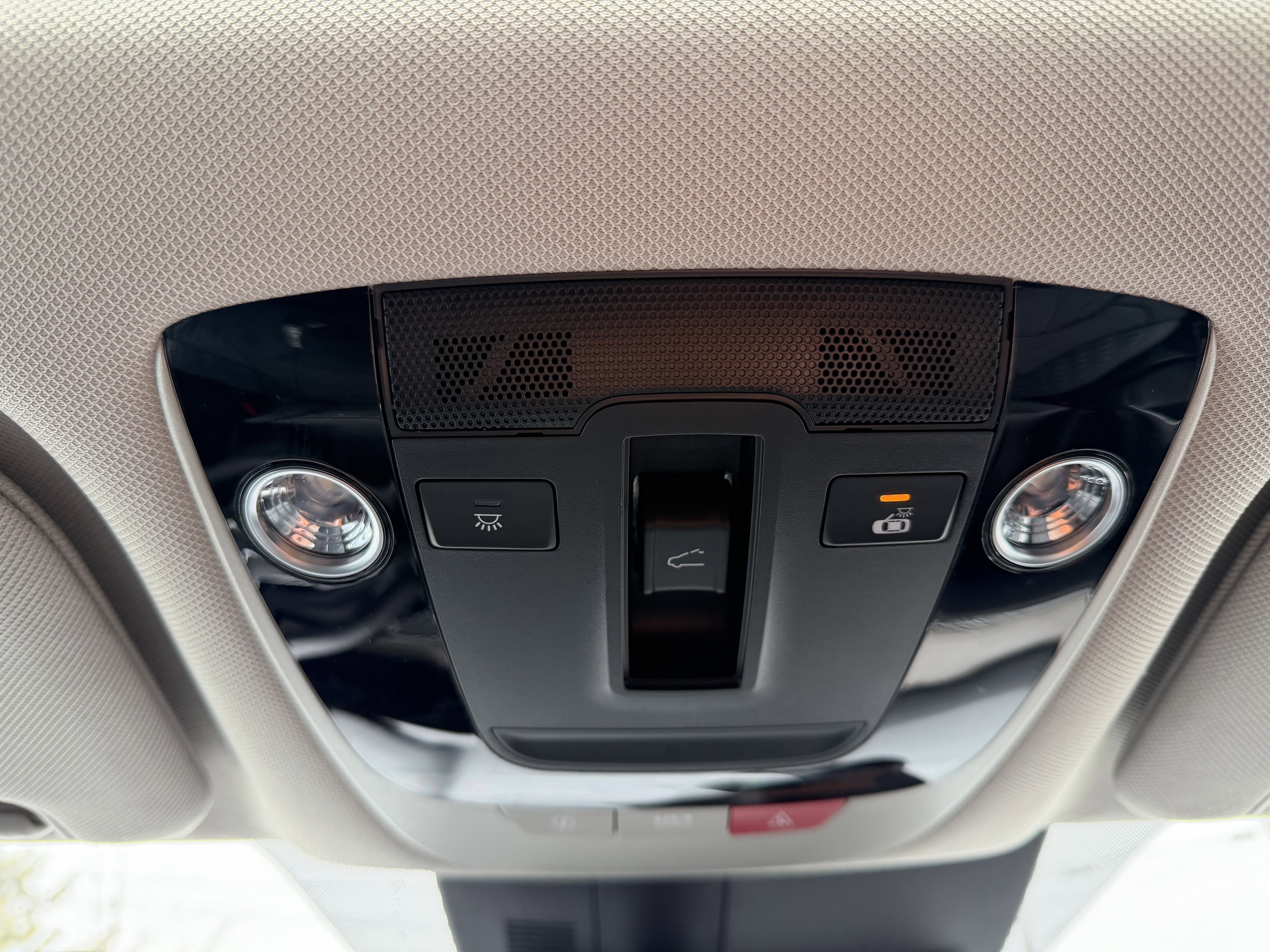 Used 2023 Kia Sorento SX Prestige image 24