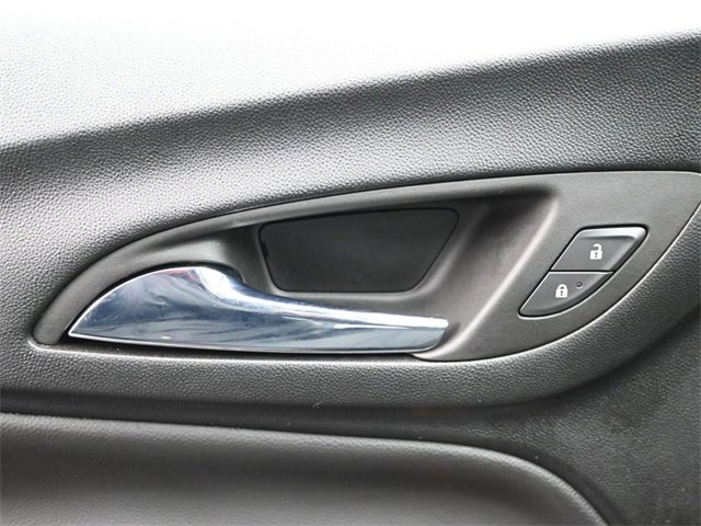 Used 2022 Chevrolet Equinox Premier image 12