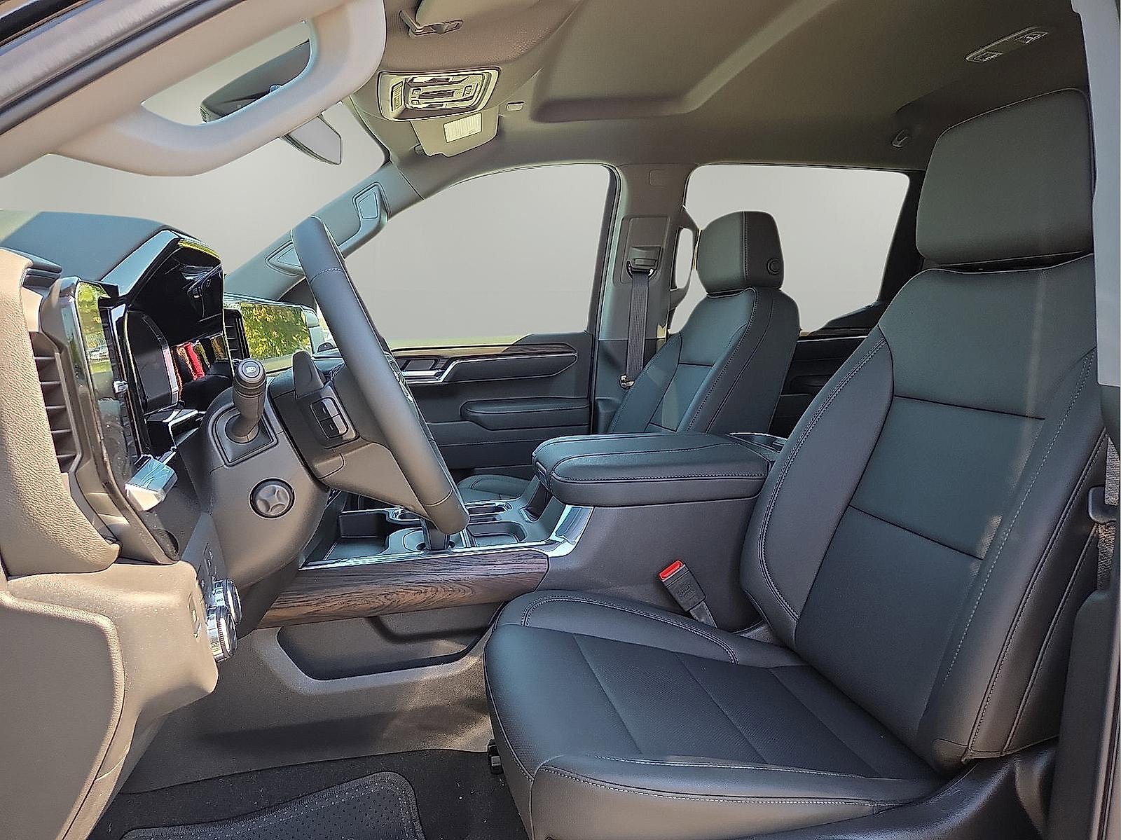 New 2026 GMC Sierra 1500 SLT w/ SLT Premium Plus Package image 14