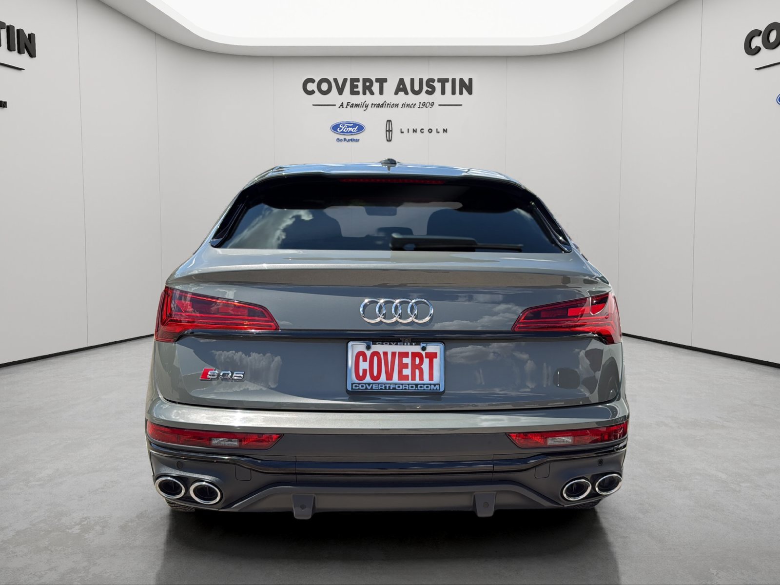 Used 2023 Audi SQ5 Prestige w/ Prestige Package AWD/4WD image 4