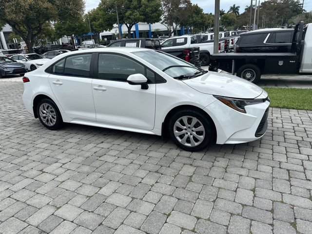 Used 2024 Toyota Corolla LE FWD image 15