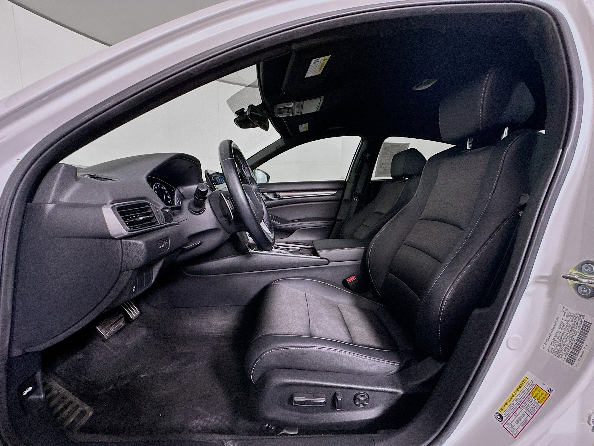 Used 2020 Honda Accord Sport image 13