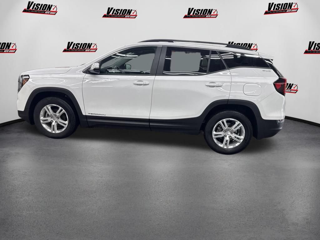 Used 2023 GMC Terrain SLE w/ Driver Convenience Package AWD/4WD image 8