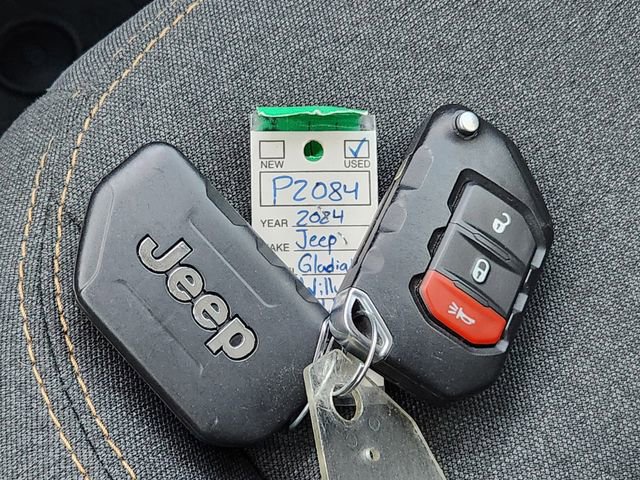 Certified 2024 Jeep Gladiator Willys image 34