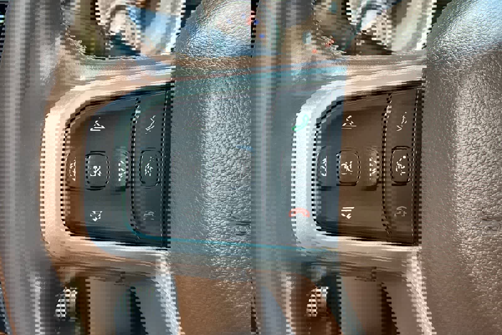 Used 2021 RAM 1500 Limited image 32