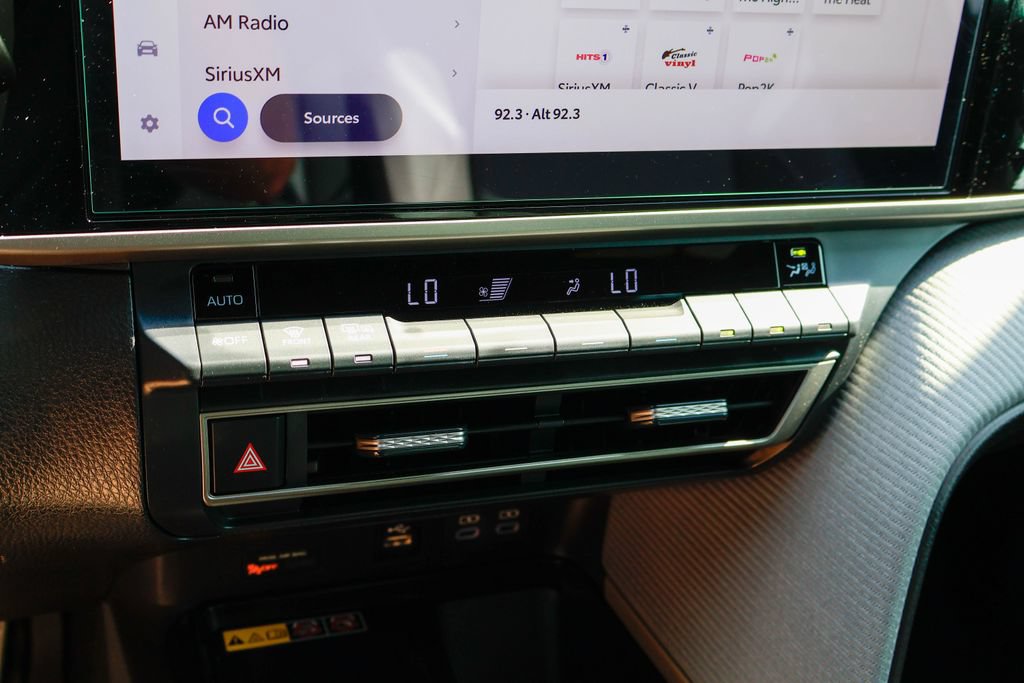 Used 2025 Toyota Camry SE w/ Multimedia Upgrade Package FWD image 16