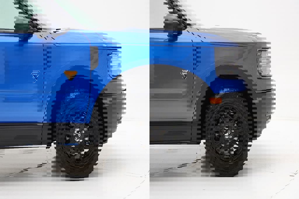 Used 2025 Ford Bronco Sport Badlands image 3