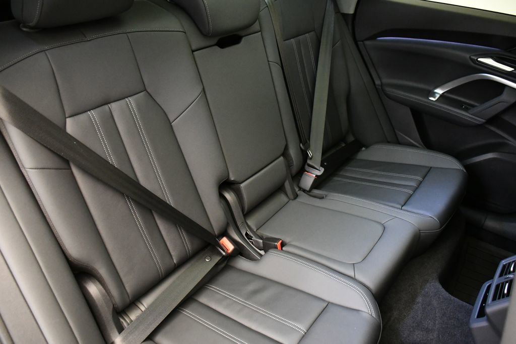 Certified 2025 Audi Q5 2.0T Premium Plus w/ Premium Plus image 53