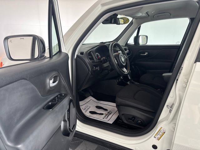 Used 2023 Jeep Renegade Altitude w/ Convenience Group I AWD/4WD image 18