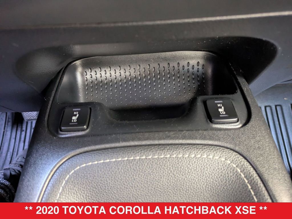 Used 2020 Toyota Corolla XSE image 28