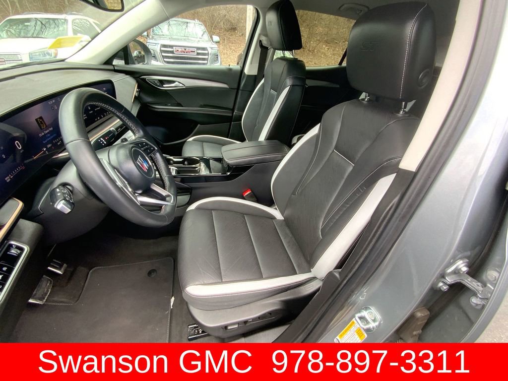 Certified 2025 Buick Envision Sport Touring image 19