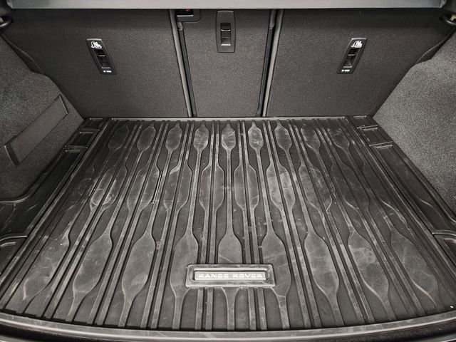 Used 2026 Land Rover Range Rover Evoque S image 33