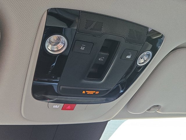 Used 2025 Kia Sorento S w/ Panoramic Sunroof Package FWD image 27