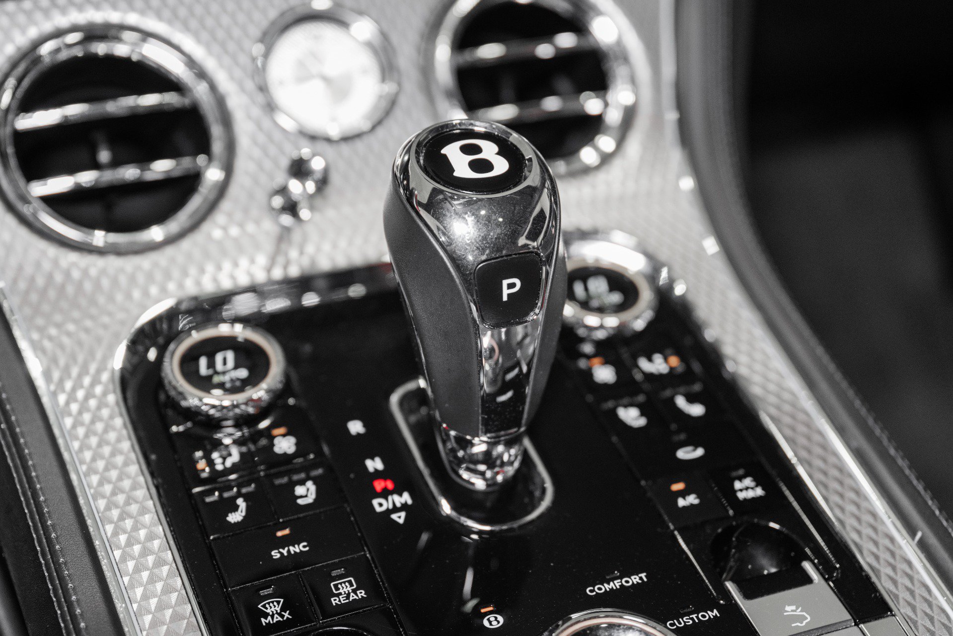 Used 2022 Bentley Continental GT AWD/4WD image 38