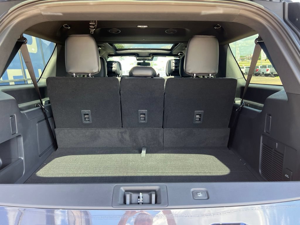 New 2026 Ford Expedition Max Platinum w/ Stealth Performance Package AWD/4WD image 10