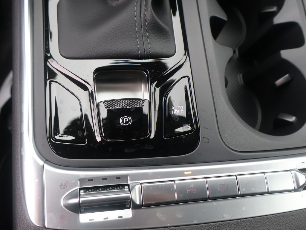 New 2027 Kia Carnival SX w/ Dark Edition Package FWD image 30