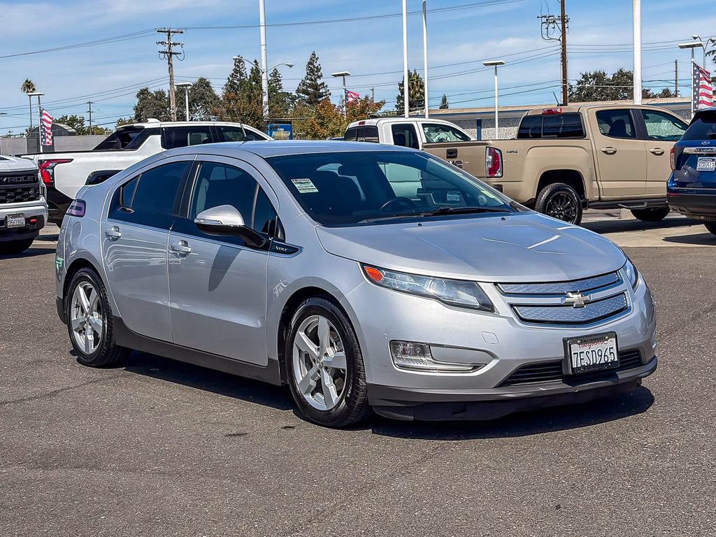 Used 2014 Chevrolet Volt FWD image 5