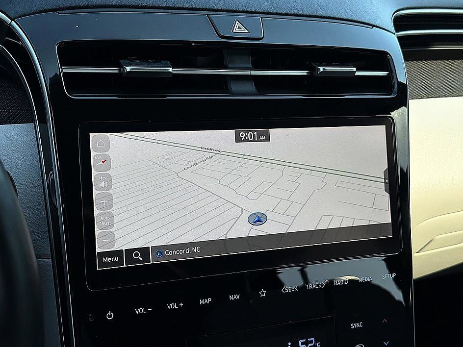 Certified 2023 Hyundai Tucson Limited AWD/4WD image 12