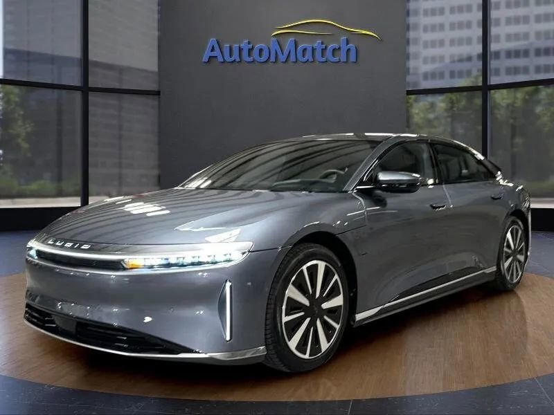 Used 2023 Lucid Air Pure AWD/4WD image 3