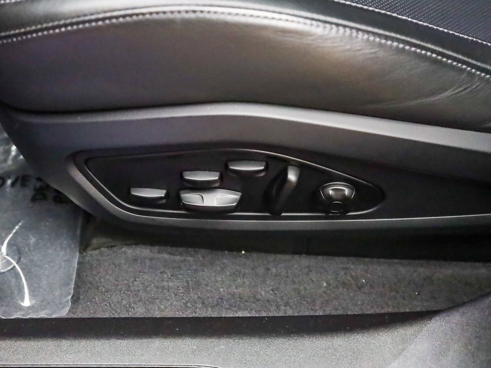 Certified 2021 Porsche Taycan Turbo S image 27