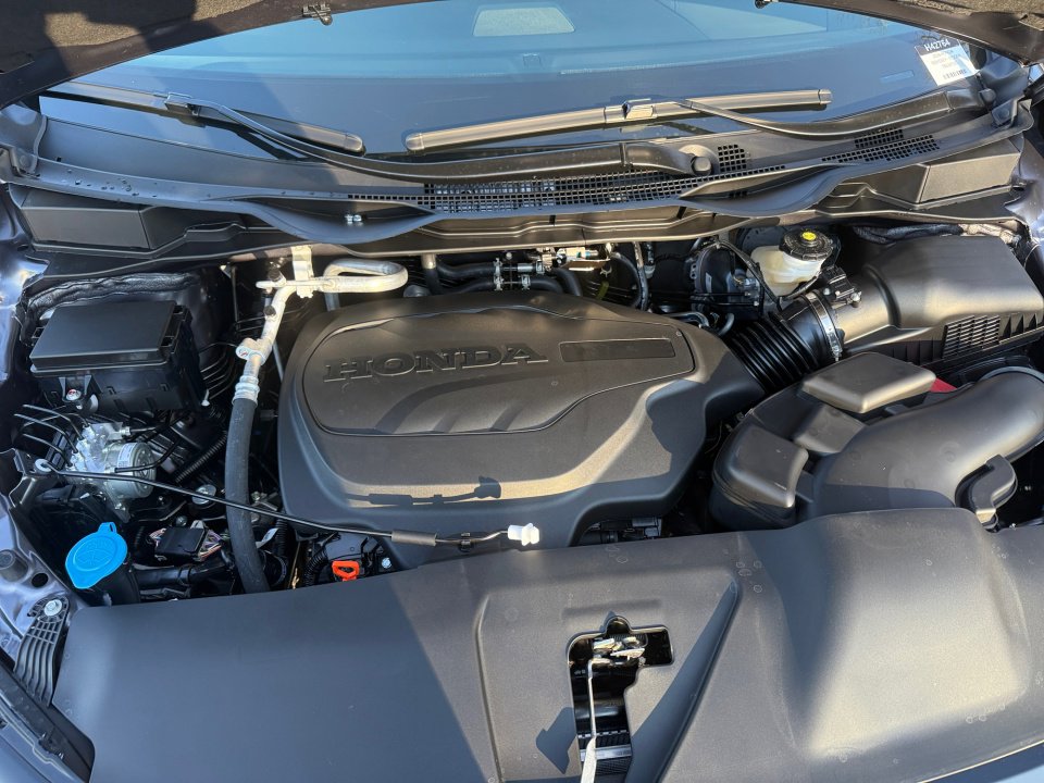 Used 2026 Honda Odyssey Elite image 16