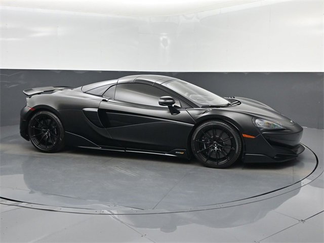 Used 2020 McLaren 600LT Spider image 1