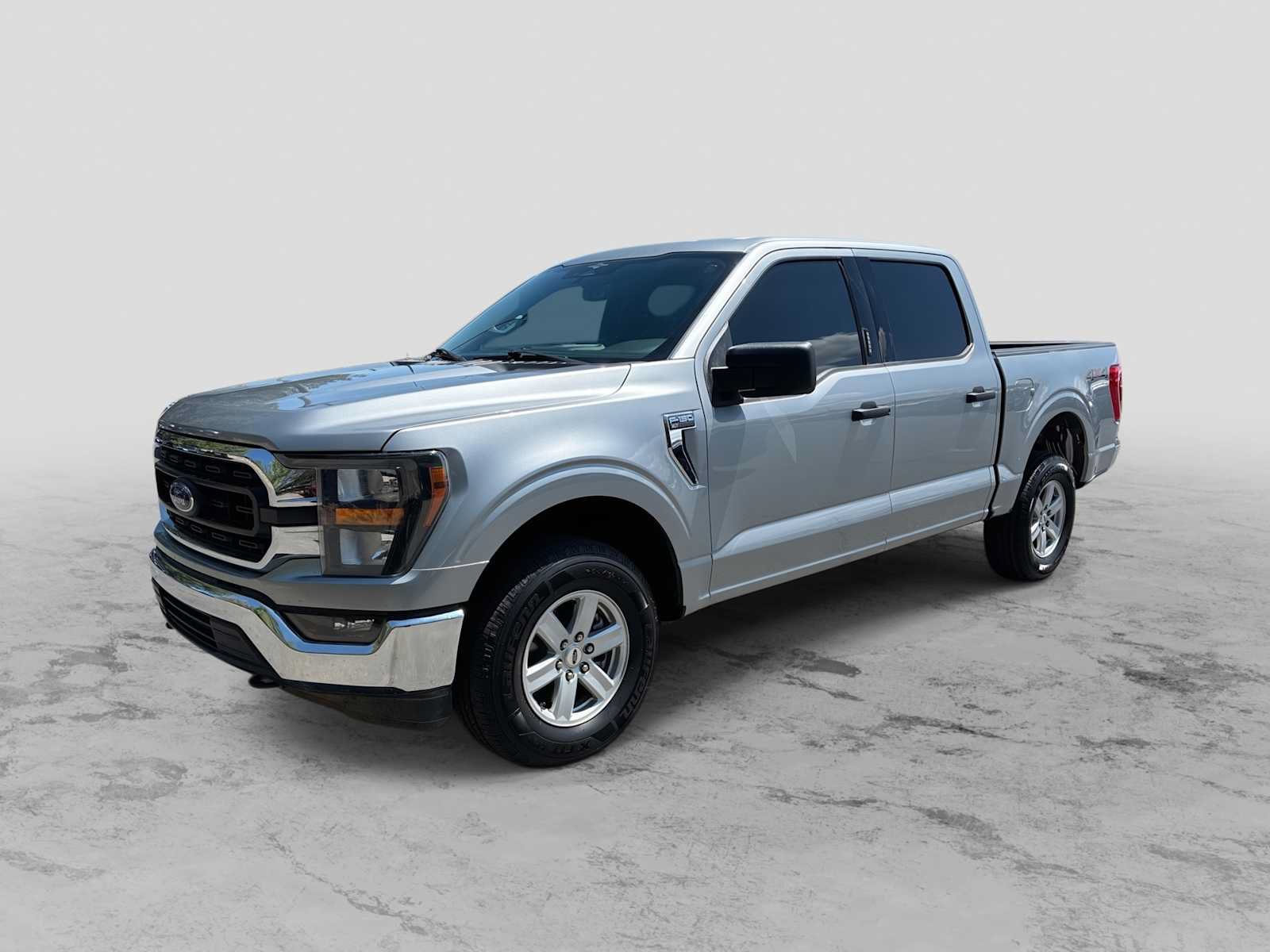 Used 2023 Ford F150 XLT w/ Equipment Group 301A Mid