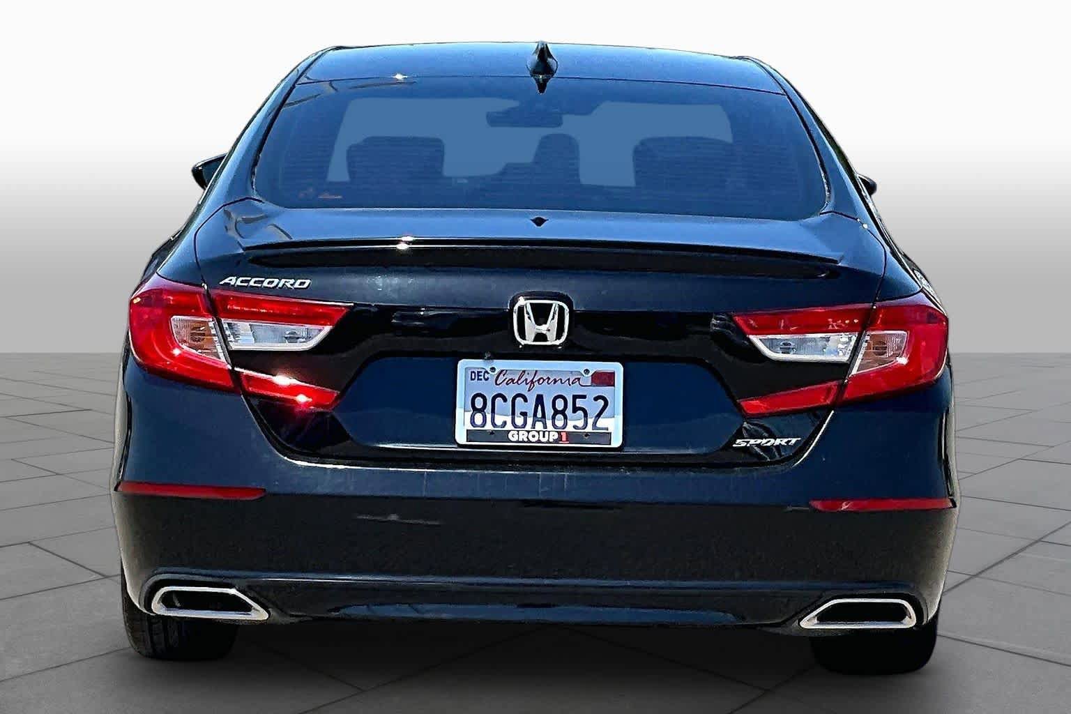 Used 2018 Honda Accord Sport image 4