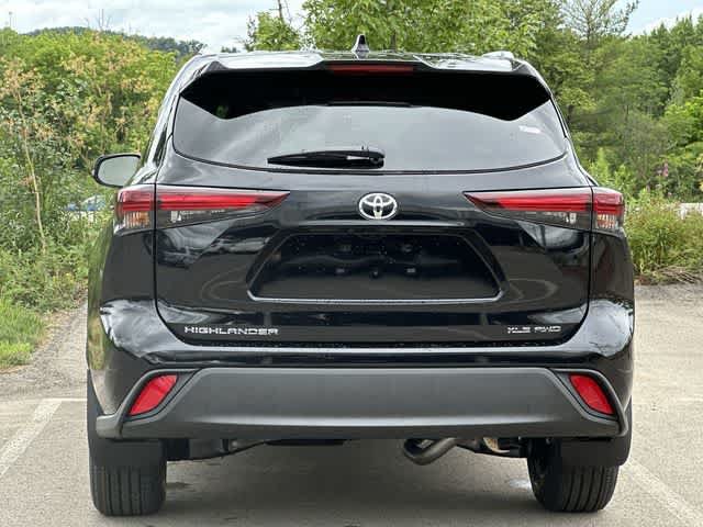 New 2024 Toyota Highlander XLE AWD/4WD image 4