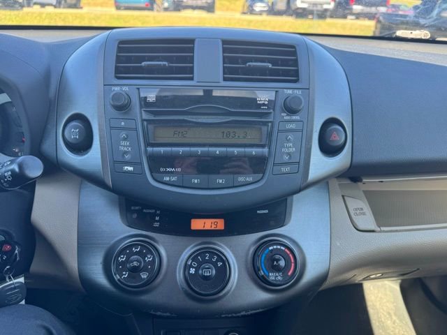 Used 2011 Toyota RAV4 Base w/ Upgrade Value Pkg image 17