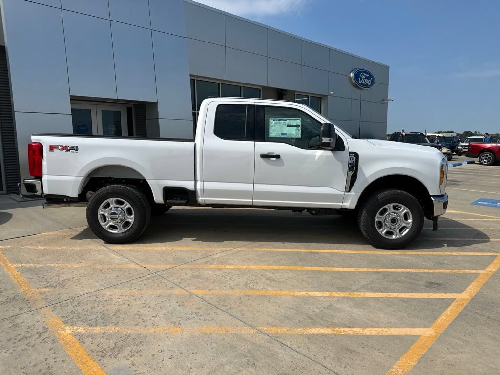 New 2026 Ford F350 XLT AWD/4WD image 13