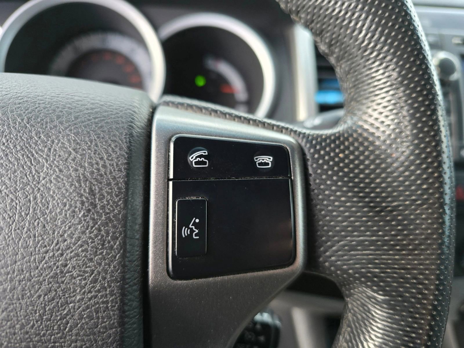 Used 2012 Toyota Tacoma PreRunner image 28