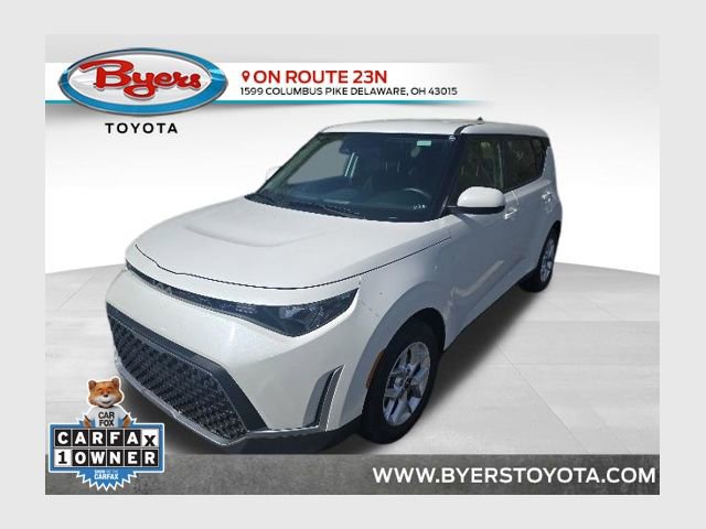 Used 2024 Kia Soul LX w/ Option Group 015 FWD image 1